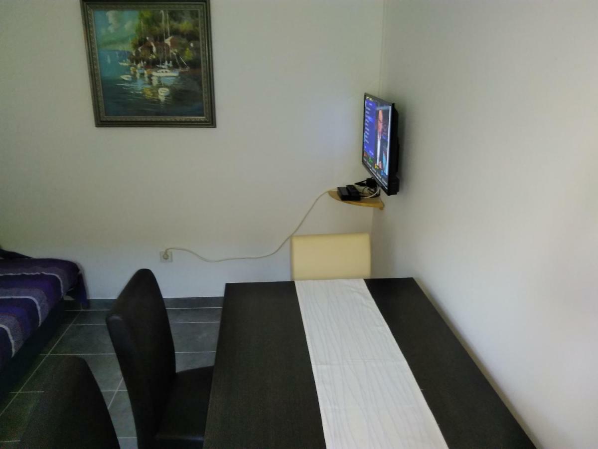 Mara Apartment Pula Ngoại thất bức ảnh