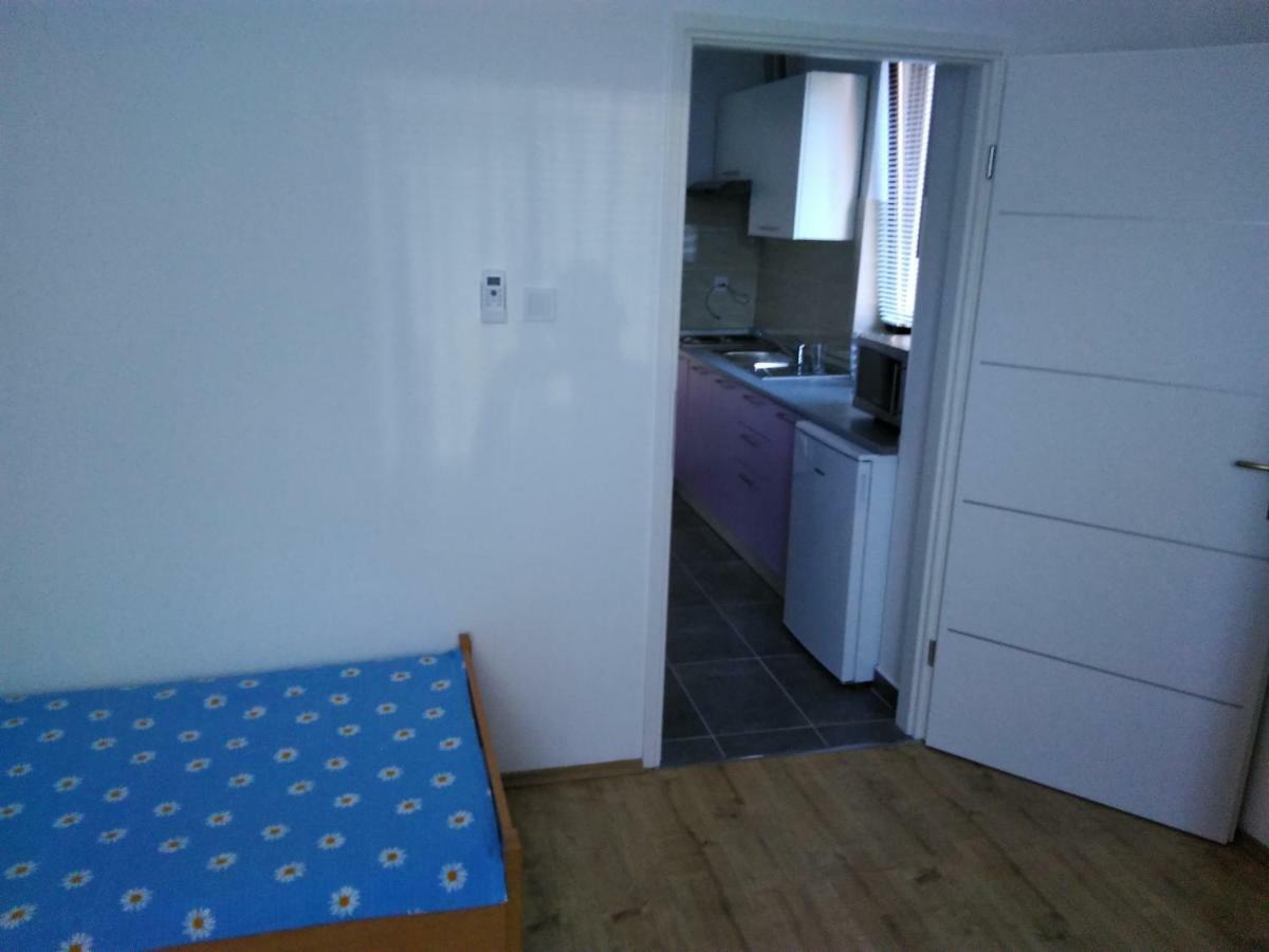 Mara Apartment Pula Ngoại thất bức ảnh